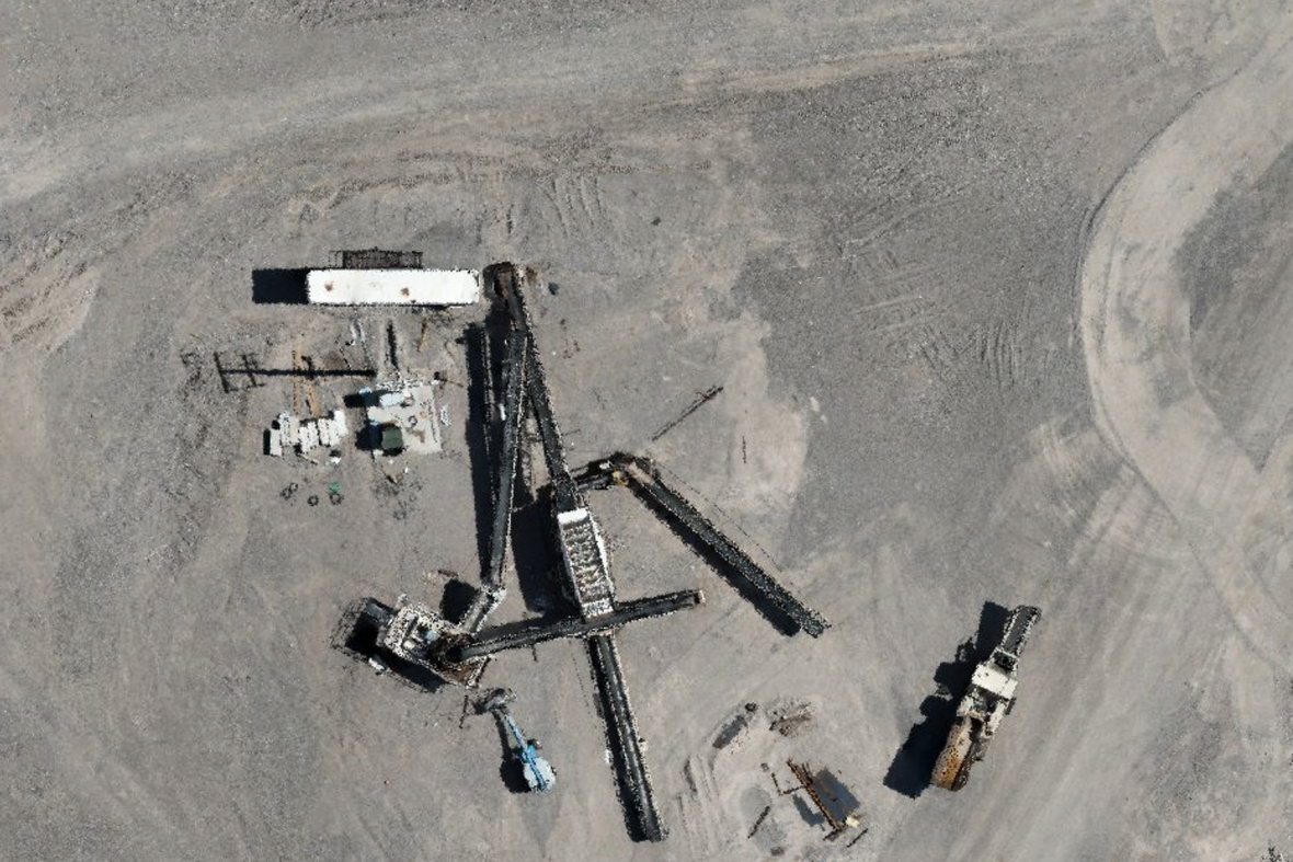 Orthophoto of a crushing and screening plant at 0.33 ft per pixel — crusher, screen deck, stackers and conveyors — from a Lurid X inspection flight